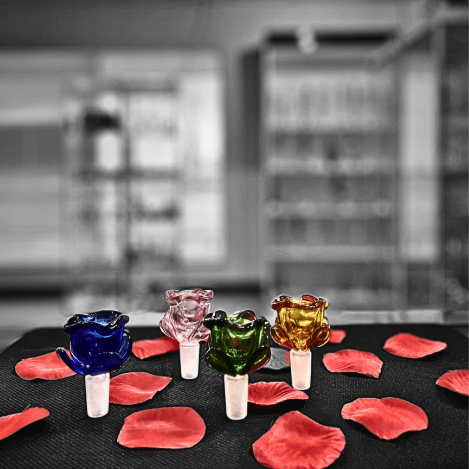 Flower Shape Glass Bowl Vapexcape Vape and Bong Shop Regina Saskatchewan