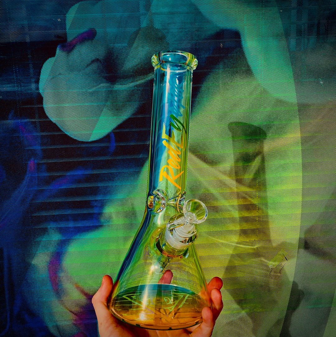 Red Eye Tek 7mm Synth Beaker Bong 15" Vape Superstore  Saskatchewan Canada