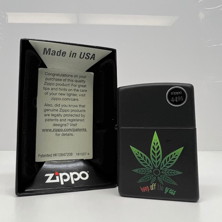 Briquet Zippo-Keep Off the Grass Case-VapeXcape Regina Vape & Bong SK, Canada Vapexcape Vape SuperStore-Vape & Bong Shop Briquet Zippo-Keep Off the Grass Case-VapeXcape Regina Vape & Bong SK, Canada Vapexcape Vape SuperStore-Vape & Bong Shop